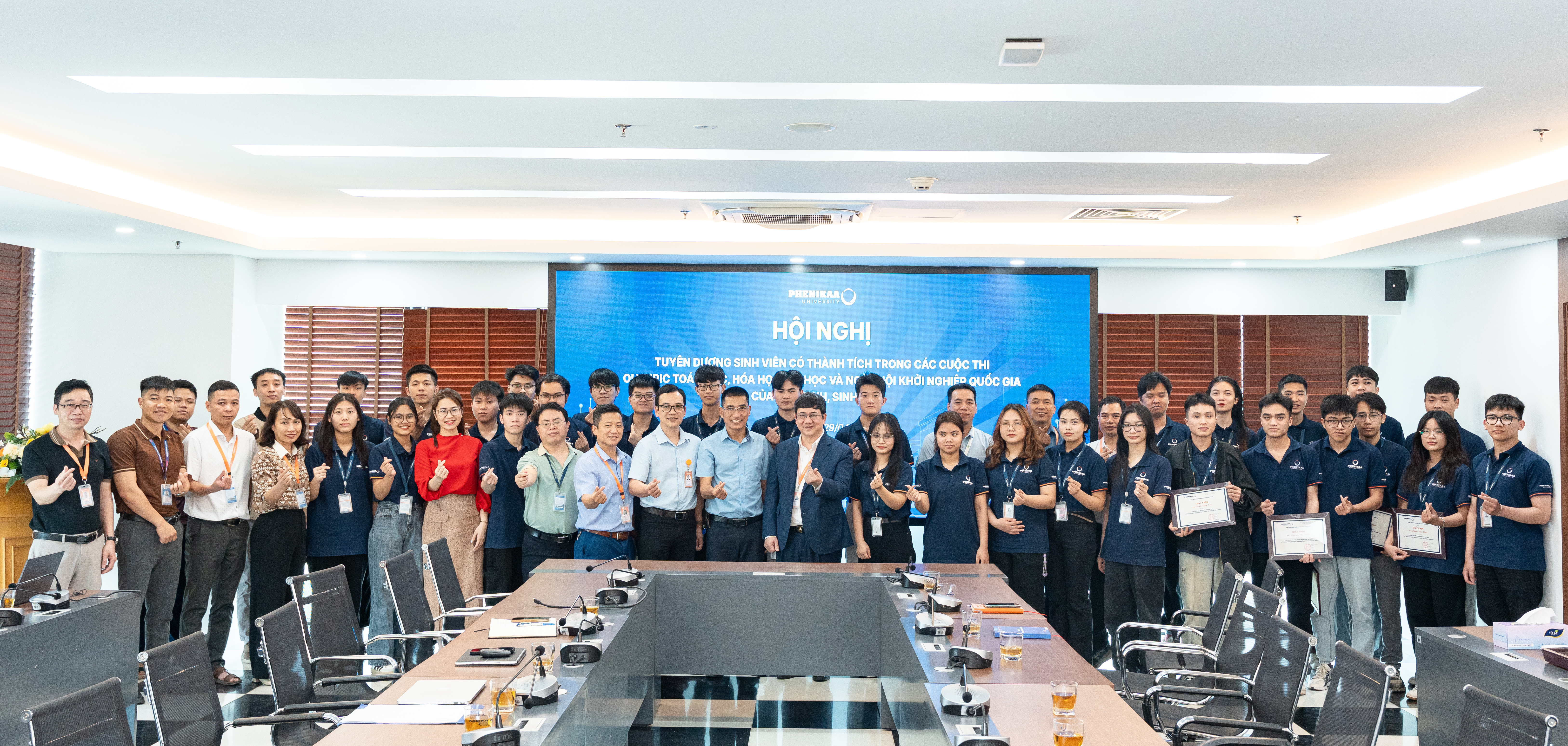 Tỏa sáng tài năng trẻ: Sinh viên Phenikaa bứt phá tại nhiều sân chơi mang tầm quốc gia