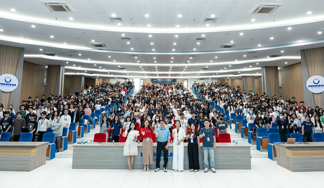Sinh viên Phenikaa hiểu AI để làm chủ AI trong học tập và nghiên cứu 
