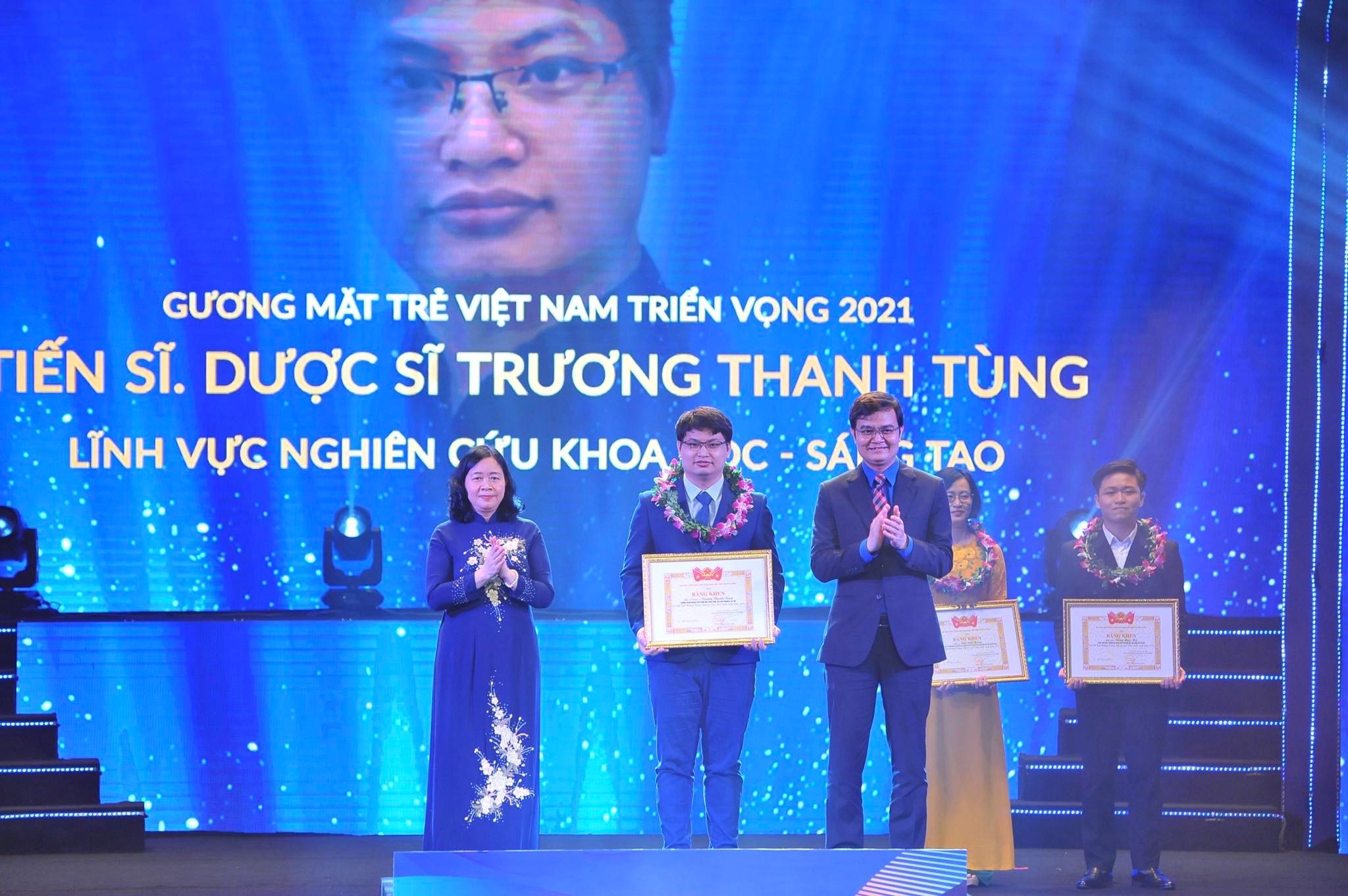 The first young scientist in Vietnam the full member of the