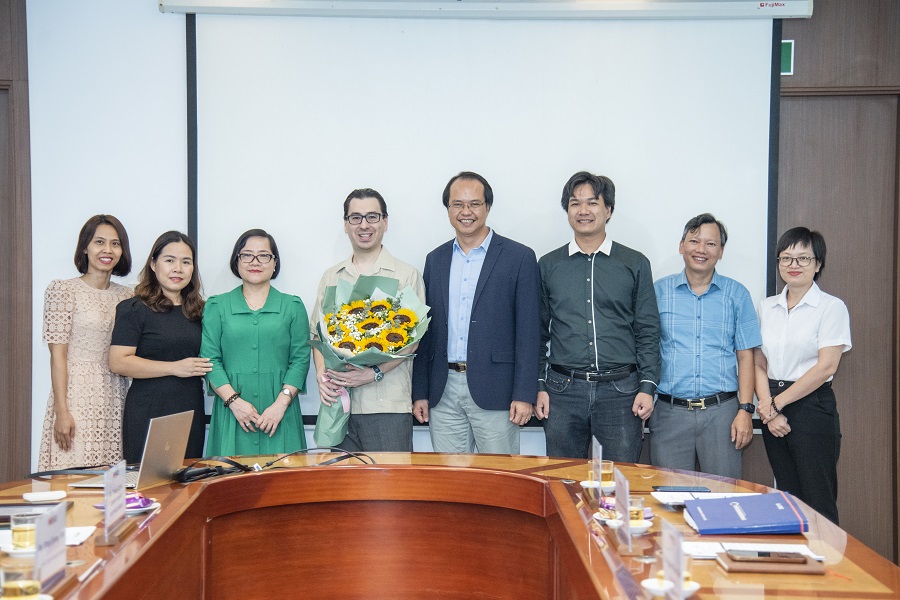 Summary of course “Vietnam: Culture, Social Change and Economic Development” for Deputy Ambassadors - Mexican Embassy