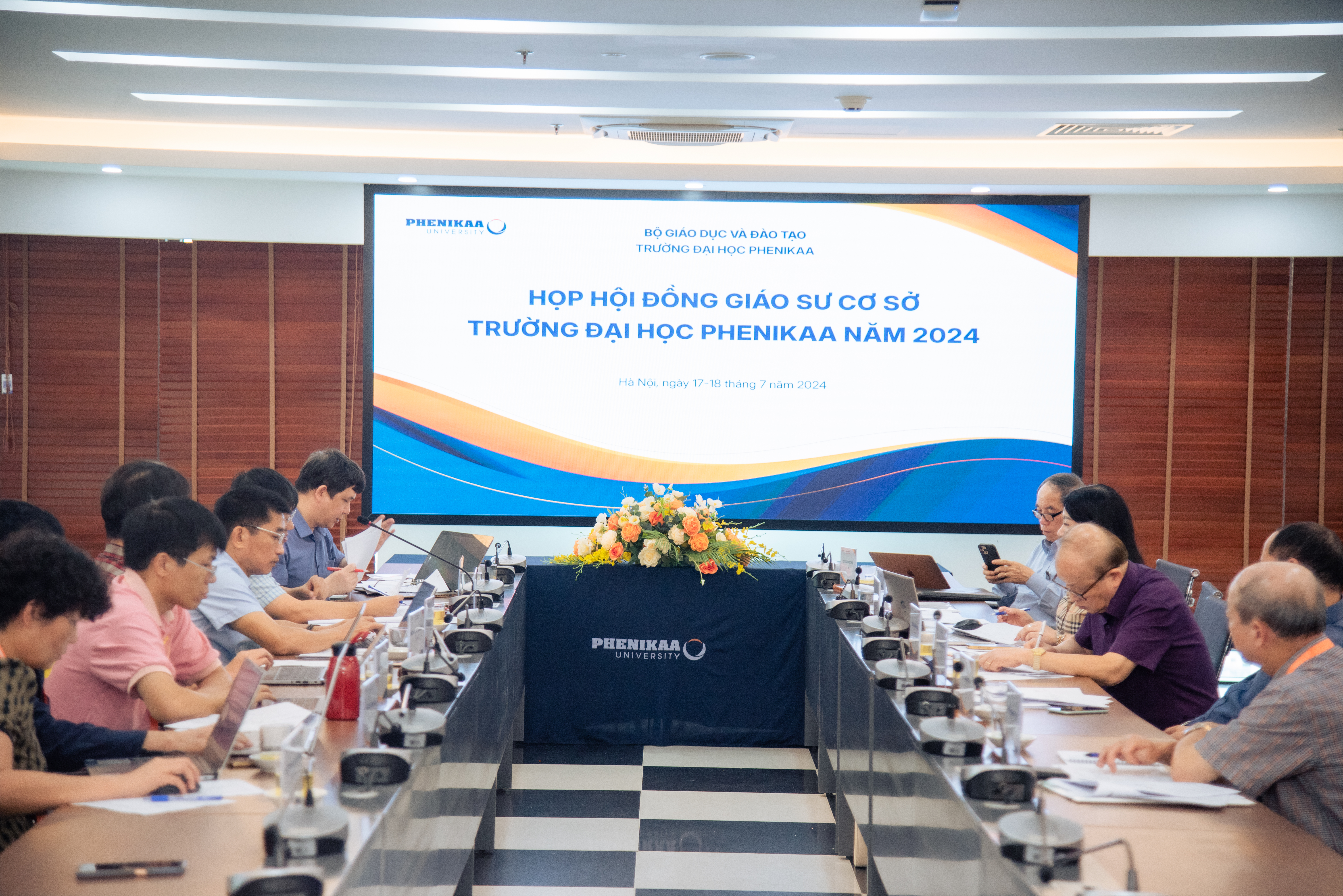 Ảnh minh họa: Phiên họp của Hội đồng Giáo sư cơ sở Trường Đại học Phenikaa năm 2024 (Nguồn ảnh: website nhà trường) Ảnh minh họa: Phiên họp của Hội đồng Giáo sư cơ sở Trường Đại học Phenikaa năm 2024 (Nguồn ảnh: website nhà trường)